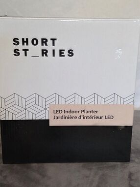 *NIB* Short Stories LED Indoor Planter